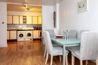 Spacious Apartment In Heart Of Northern Quarter