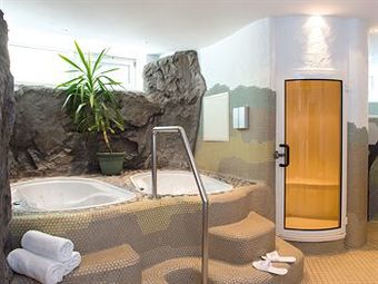 Best Western Victor's Residenz Hotel