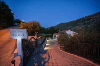 Villa Eagle