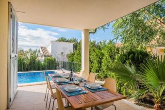 Es Mal Pas Villa Sleeps 8 Pool Wifi