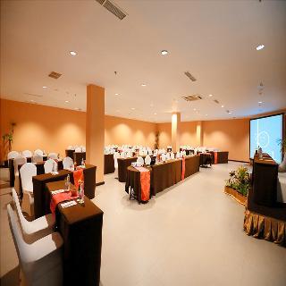 B Hotel
