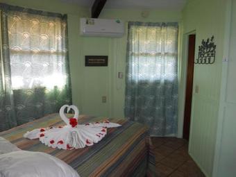 Hotel Nautical Inn