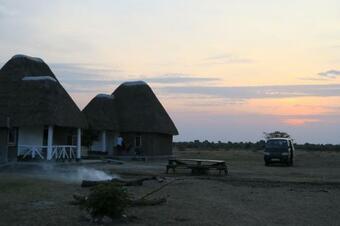 Hotel Kasenyi Lake Retreat & Campsite