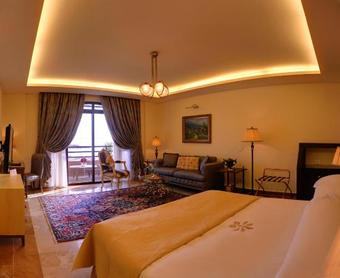 Hotel Byblos Sur Mer