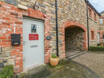The Stables, Navin