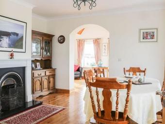 Mcguire's Cottage, Ballina