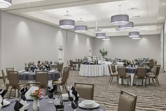 Hotel Staybridge Suites Florence - Civic Center