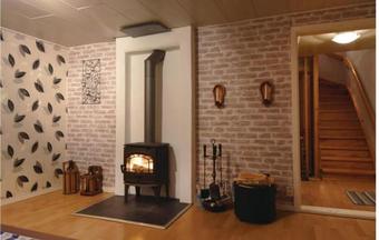 Two-bedroom Holiday Home In Vase
