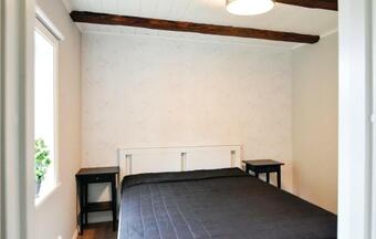 Two-bedroom Holiday Home In Algaras