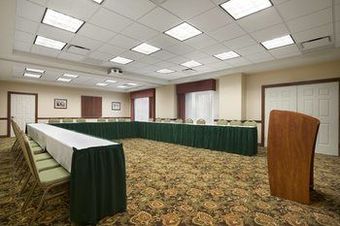Hotel Country Inn & Suites State College
