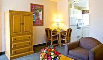Hotel Best Western Lamplighter Inn & Suites