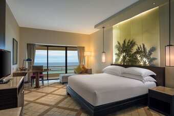 Hotel Pullman Phuket Karon Beach Resort