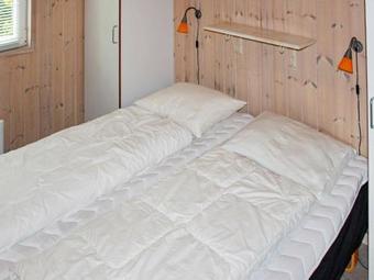 Three-bedroom Holiday Home In Oksb�l 13