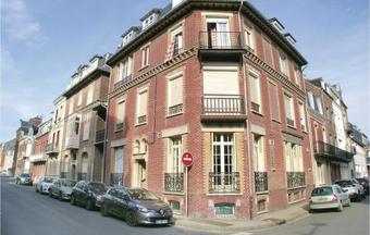 Two-bedroom Apartment In Mers-les-bains