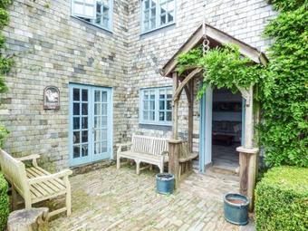 No 2 Vault Cottage