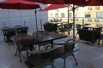 New Cozy Harbour Hotel