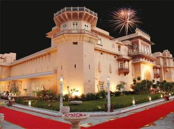 Hotel Chomu Palace