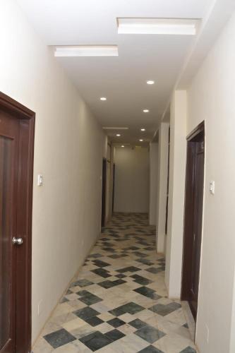 Hotel R Inn
