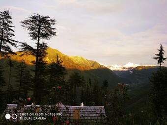 Ishan Log Huts Bahu
