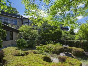 Motoyu Kosenkaku