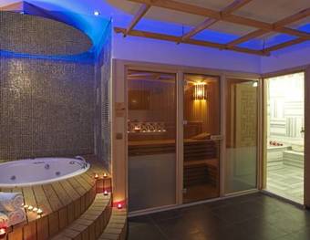 Pasapark Hotel