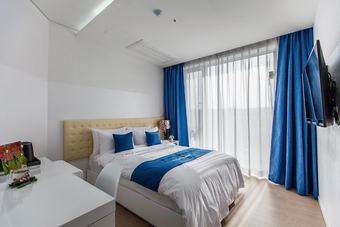 Blue Spring Hotel