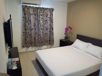 We Hotel