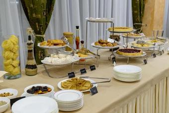 Azimut Hotel Mirny