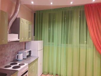 Surgut Apartments Iosifa Karolinskogo 8/156