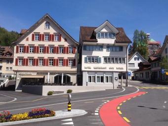 Caf�-conditorei Hotel Huber