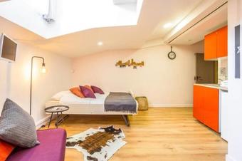 Apartamentos Charming Little Next In Vieux-lyon By Guestready