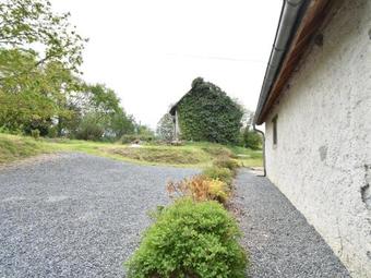 Quaint Holiday Home In Saint-gilles-les-bois With Barbecue