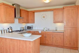 3 Bedroom Canal-side Apartment Sleeps 6