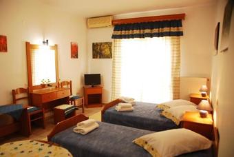 Aparthotel Saonisos