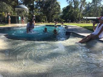 Eildon Pondage Holiday Park