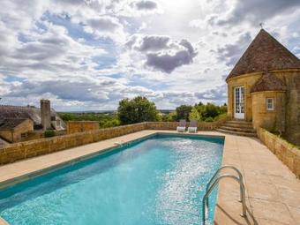 Modern Mansion In Meaulne With Private Pool