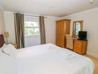 Eden Lodge