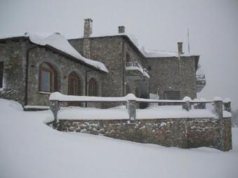 Hotel Karyatis Resort