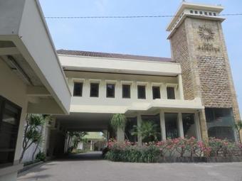 Adisurya Hotel