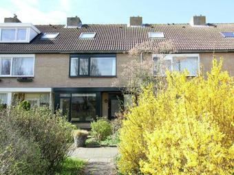 Spacious Holiday Home In Egmond Aan Den Hoef With Garden