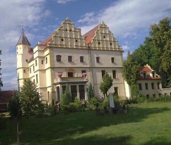 Hostal Zamek W Czernej