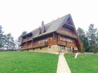 Hostal Willa Tr�jca