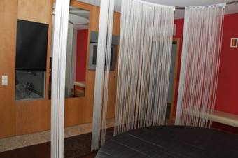 Dom Hotel
