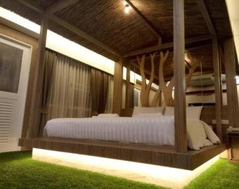 Hotel Nava Grand