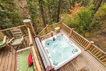 Conifer Creek Cabin