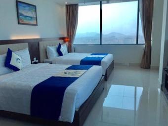 Blue Wave Hotel