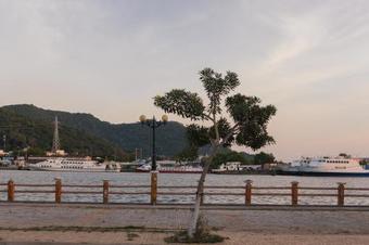 Long Chau Hotel