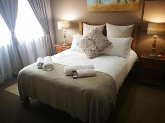 Augrabies Falls Lodge & Camp