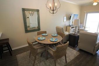 Tradewinds 1305