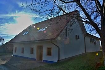 Hostal Vina?stv� V�mola